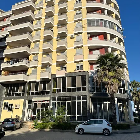 民宿 Durres Beach Room *